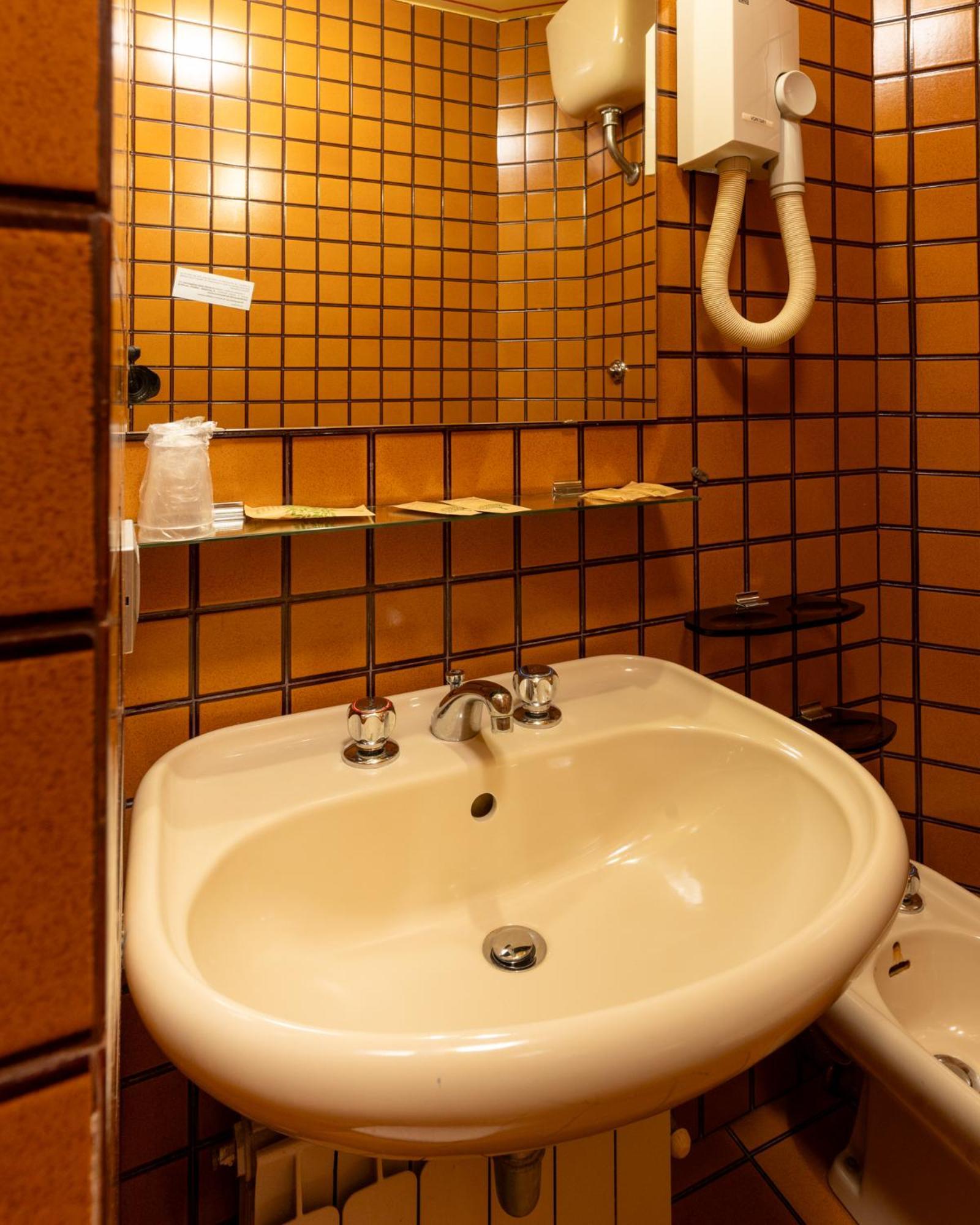 סארנאנו Hotel Terme מראה חיצוני תמונה