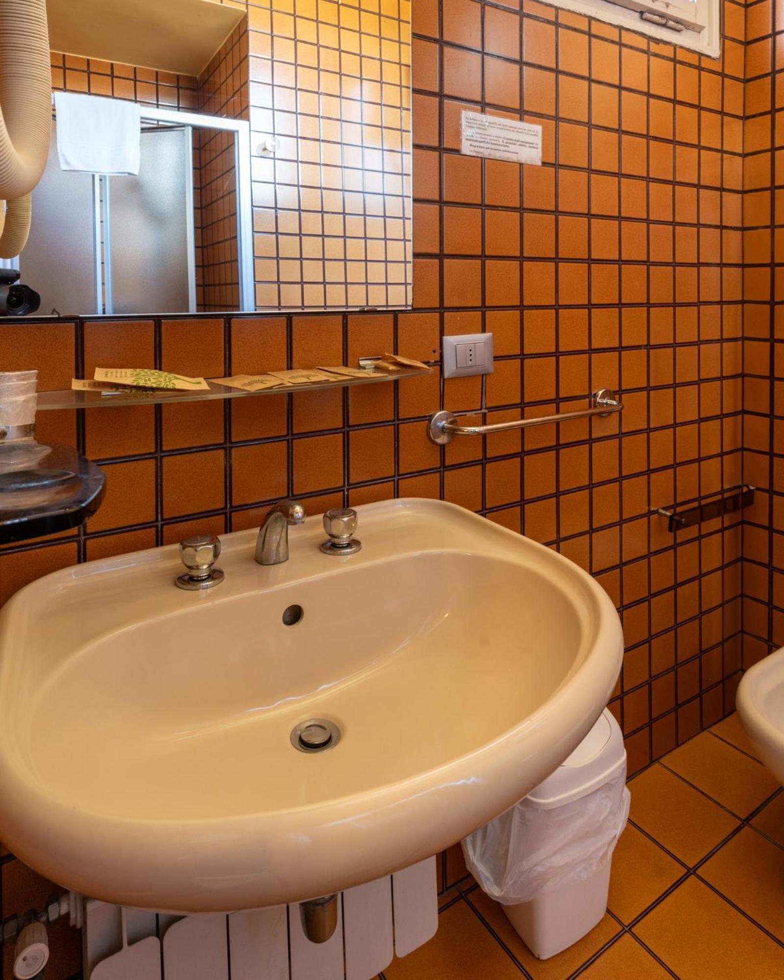 סארנאנו Hotel Terme מראה חיצוני תמונה